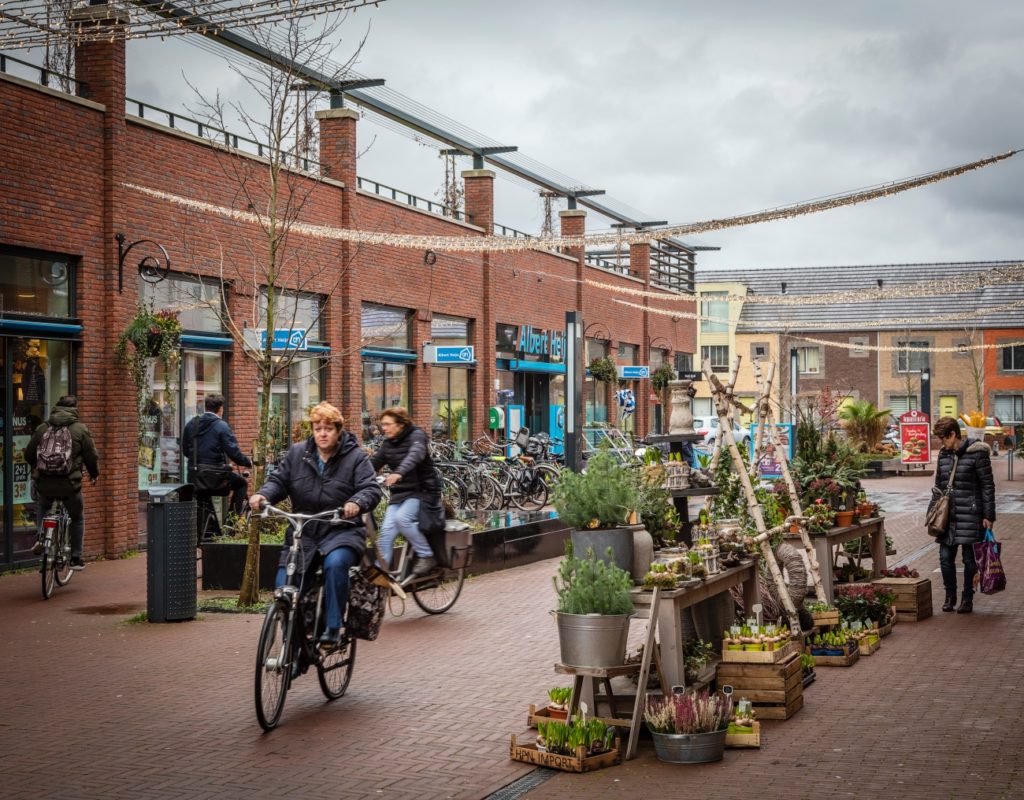 Een winkelstraat